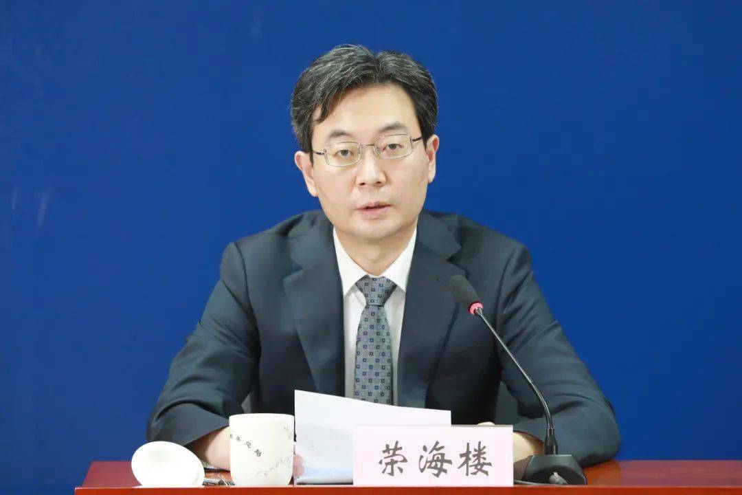 国家税务总局召开新闻发布会税收数据反映上半年经济运行稳中向好