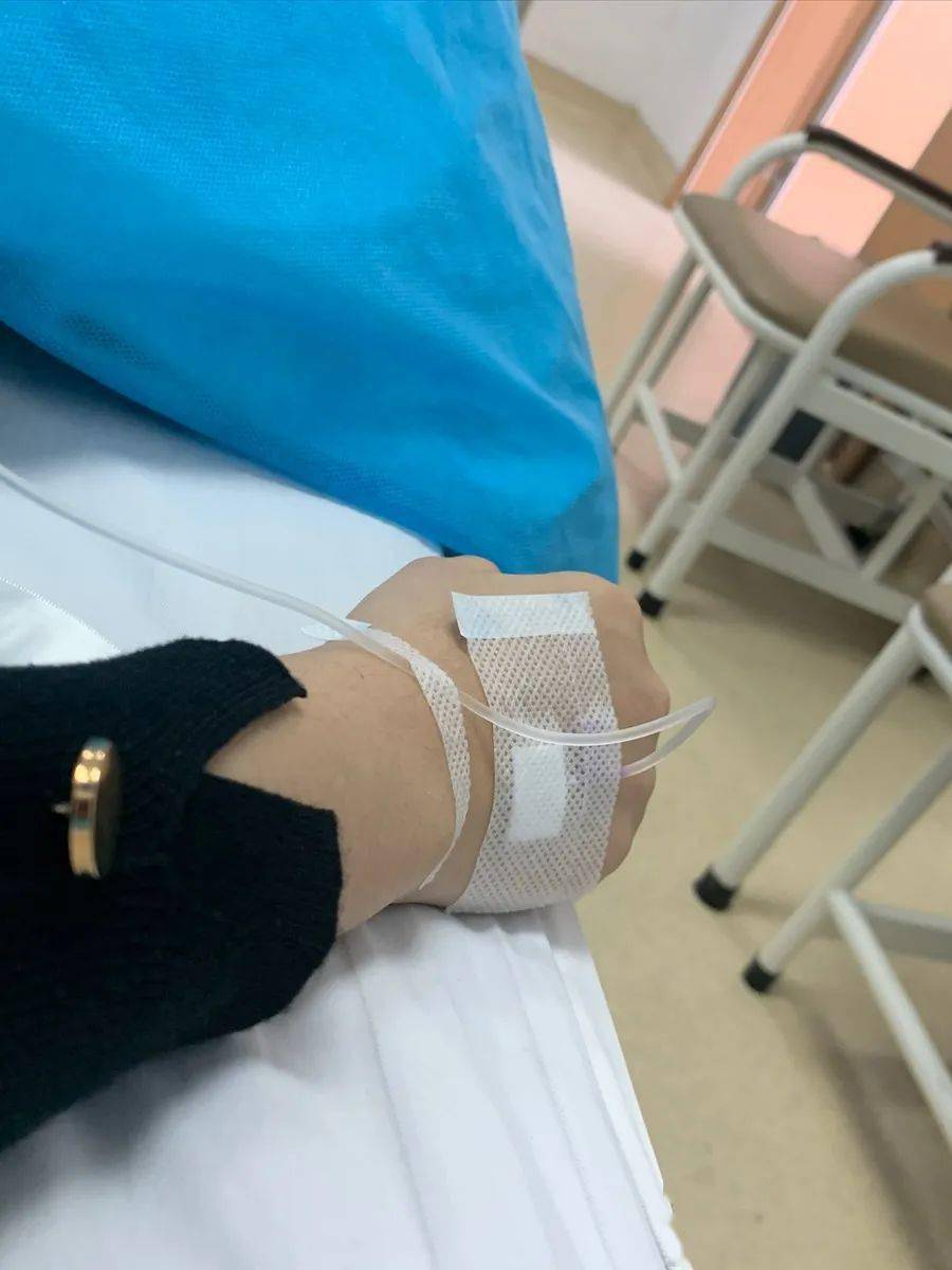严重|孕吐到绝望：难以忘怀的 4 个月