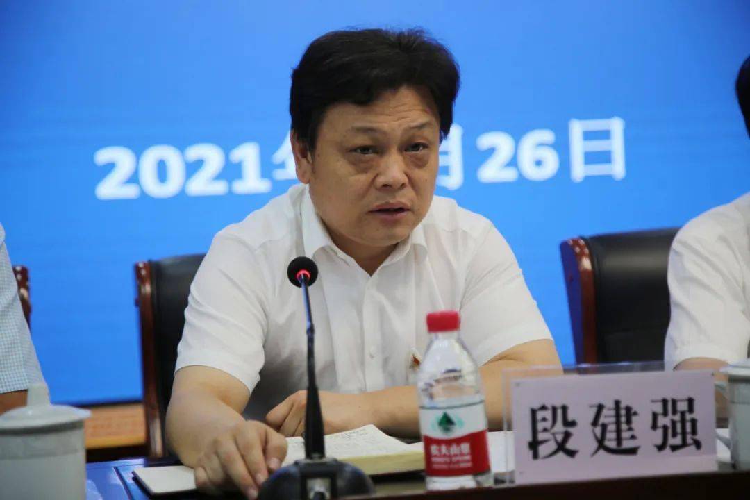 局二级调研员许彦卿,我市副市长蒋立庆,教体局党组书记,局长段建强