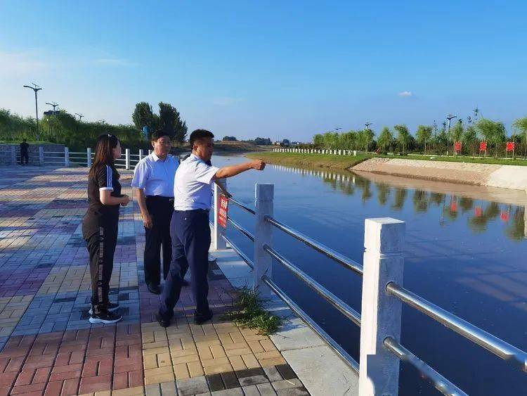 磁县副县长路金锋就开河马头提升工作进行现场办公