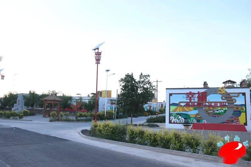 临泽县蓼泉镇:下好产业振兴"棋" 遍地盛开富民"花"_文化广场