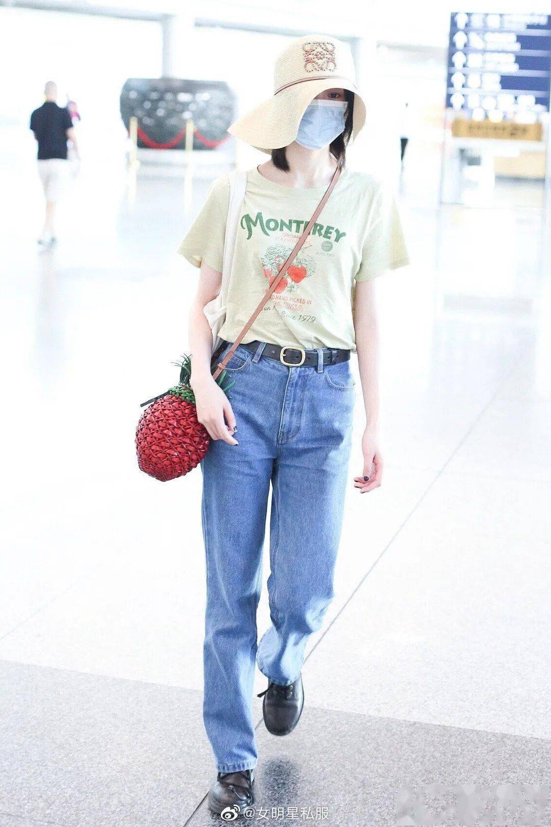 材质|Loewe、Miu Miu草编帽，才是今夏最时髦凹造型神器！