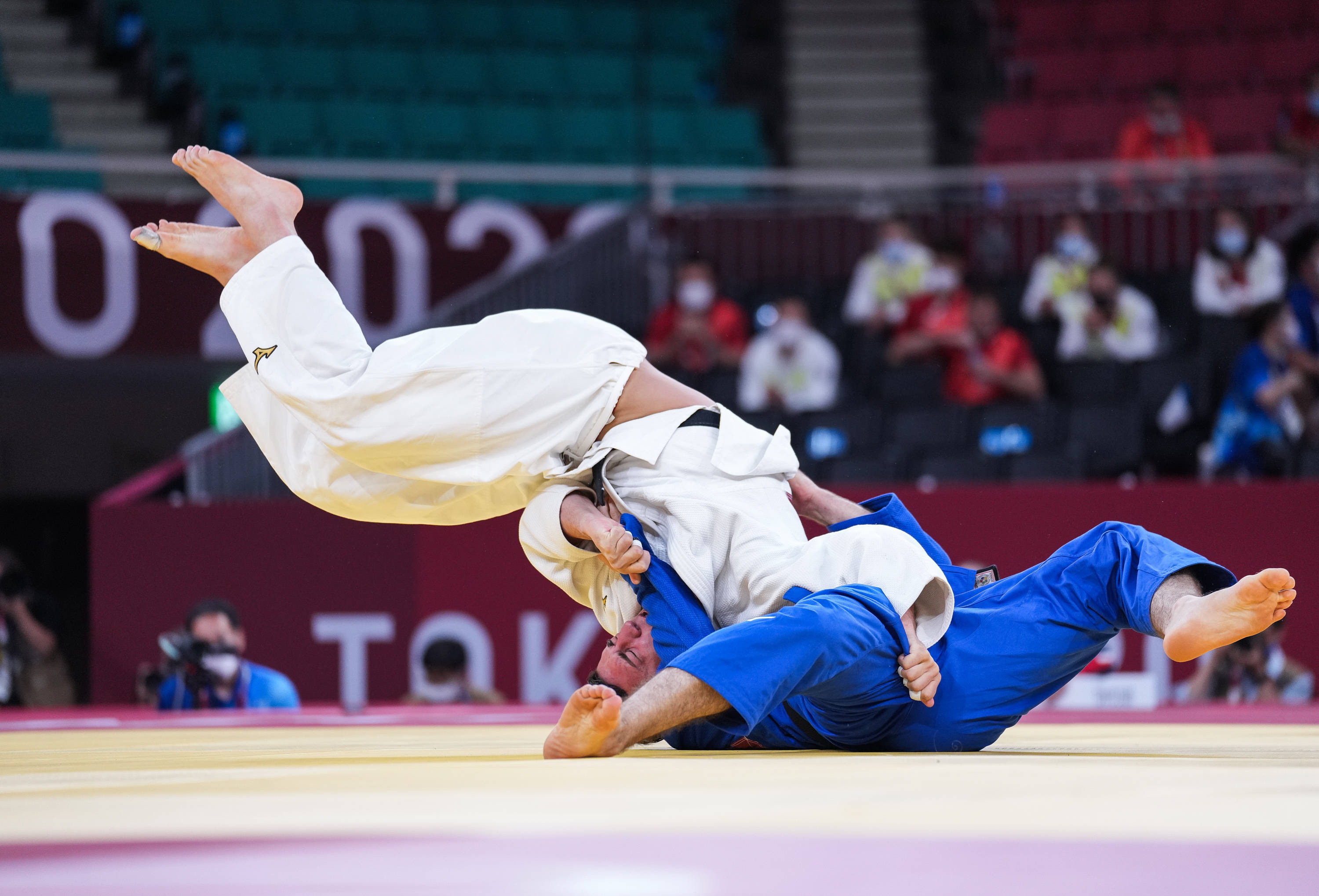 柔道——男子90公斤级决赛:格鲁吉亚选手夺冠