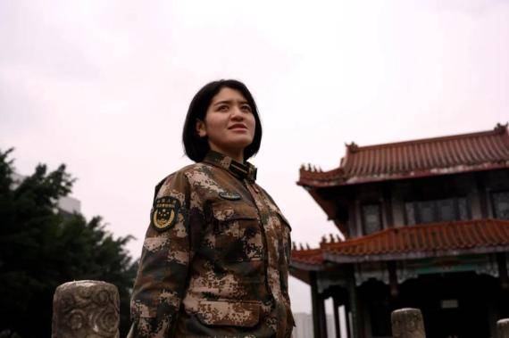 网友:这才是我们要追的偶像!_达娃