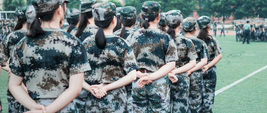 什么时候高中军训 a8943e65e8624aef9a100bfb2598749b.jpeg