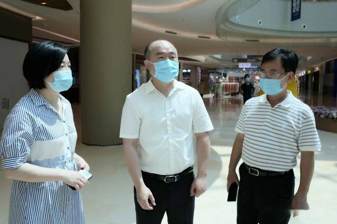 认清形势,高度警惕!区主要领导暗访督导疫情防控工作