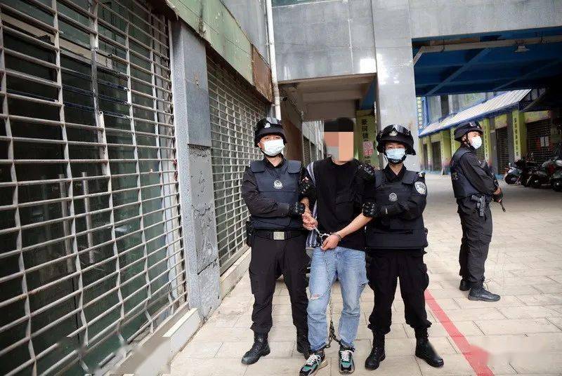 经审讯,犯罪嫌疑人杨某官交代了其在网上购买喷火枪,于7月19日到陆良