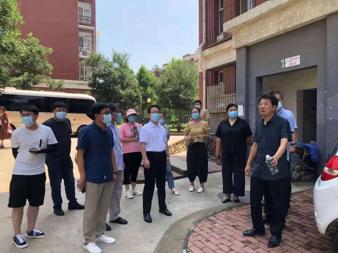 路军强率队就文明城市专项问题整改工作现场办公