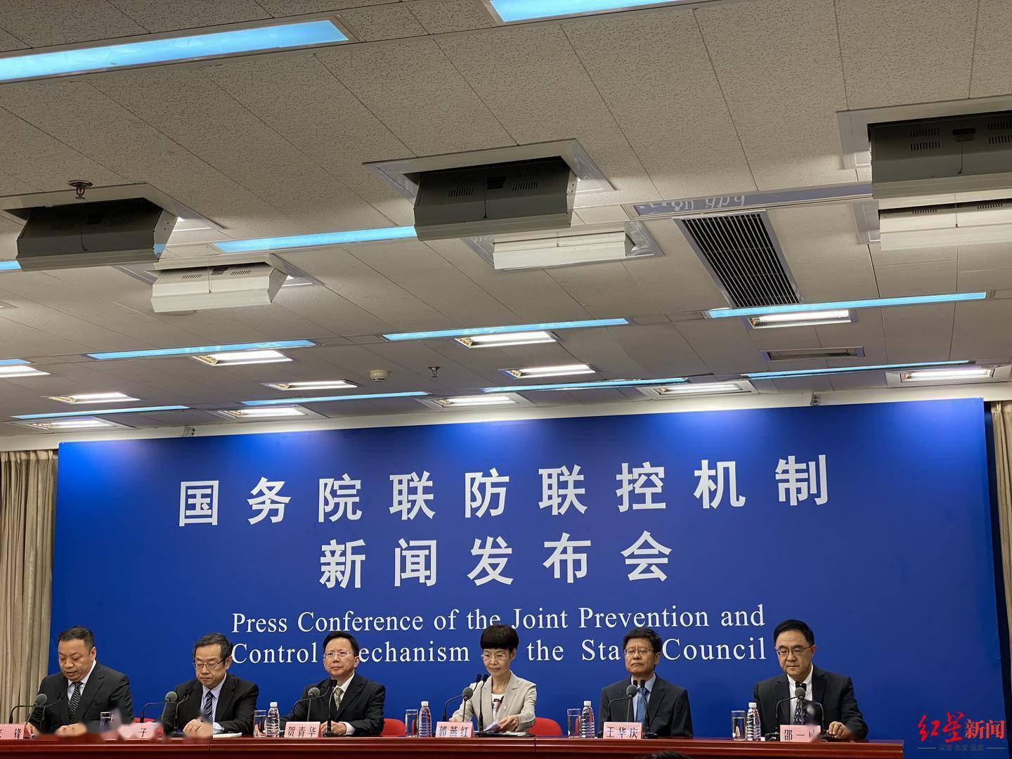 賀青華|國家衛健委：個別地區在新冠病毒疫苗接種工作過程出現一刀切問題，已要求糾正