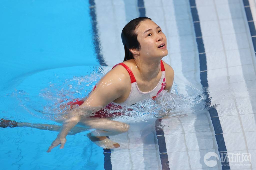 跳水奥运冠军女子图片