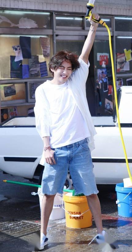 很漂亮|泰亨这次也很漂亮防弹少年团V，复古CAM中的4K美貌