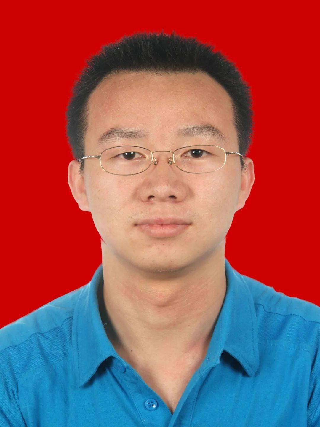 刘阳青,男,1986年12月出生,中共党员,研究生学历,工学博士,现任濂溪区