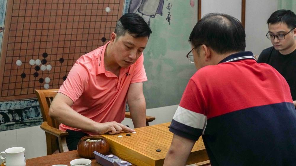 古力都来参赛职业和业余棋手同场竞技这个围棋比赛很特别