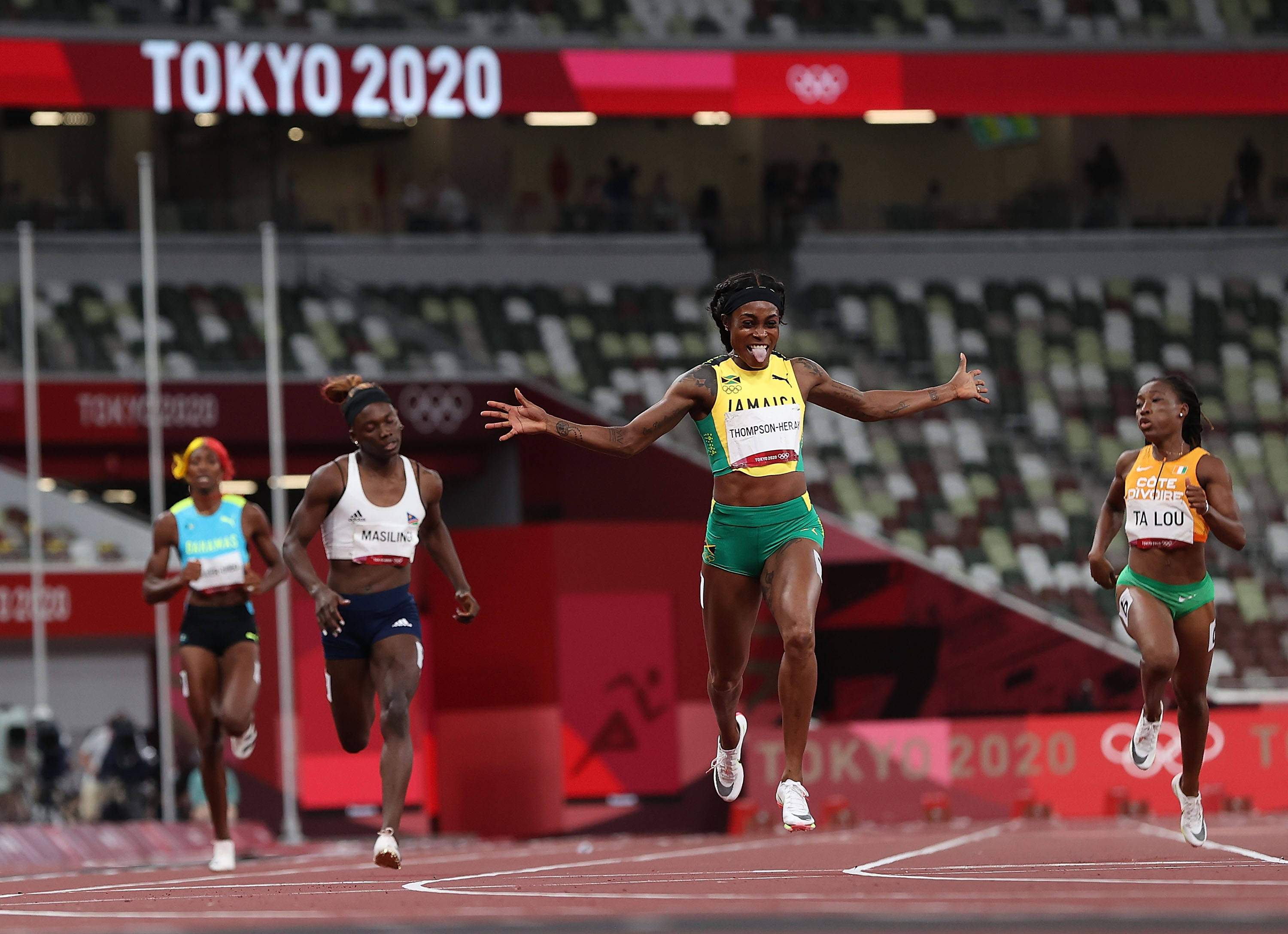 8月3日,加拿大选手德格拉塞在男子200米半决赛后.