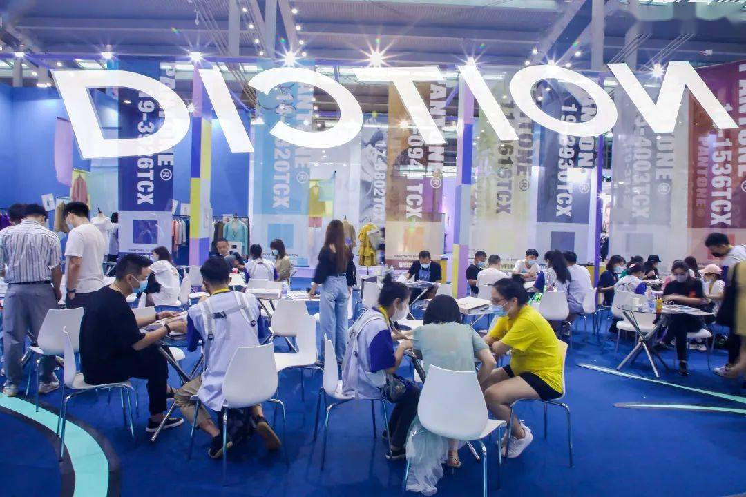 设计|2021时尚深圳完美收官, 蝶讯馆就酱紫精彩！