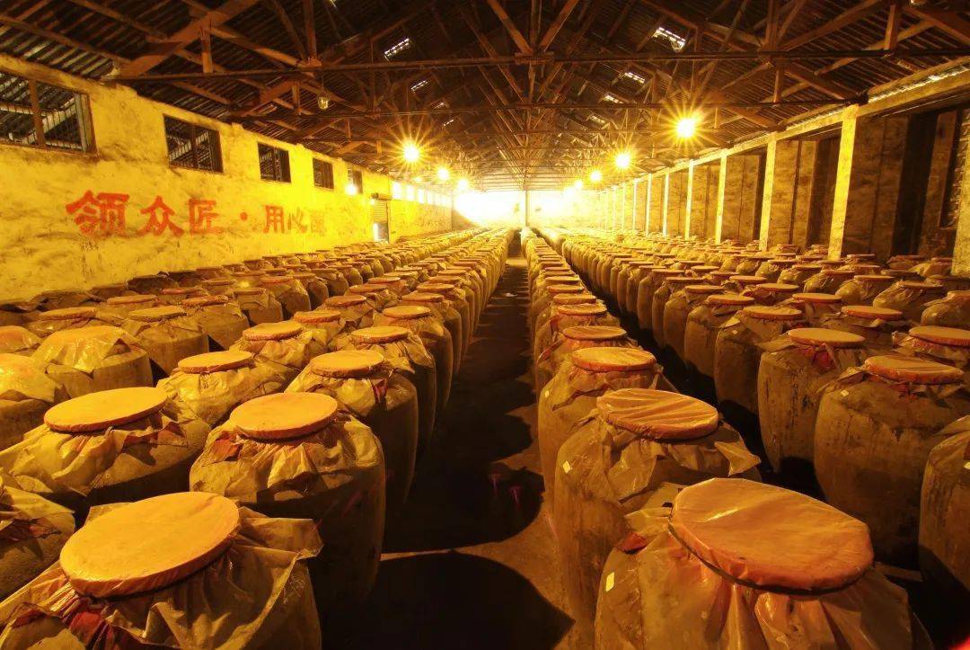 白酒微课堂茅台镇酱香酒的十个最