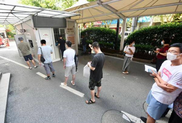 胡必杰|专家：病毒专攻薄弱环节，但不必太紧张！