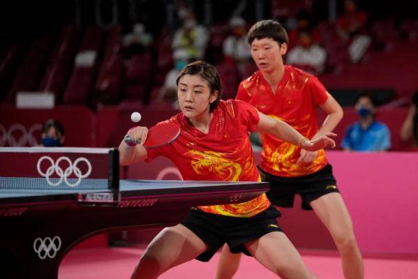 来源|国乒男女团双双晋级决赛！女团明晚对阵日本