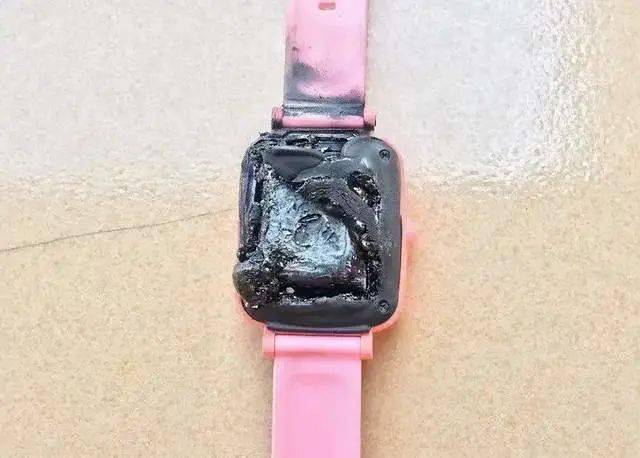 ע��!���ӵĵ绰�ֱ���Ȼ����ȼ?�ļ�����,����ʹ����Щ����ʱǧ��...