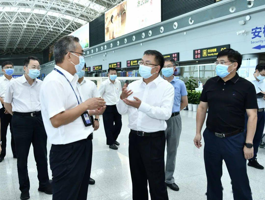 许南吉来到赣州黄金机场,方特东方欲晓,市第五人民医院,市疫情防控