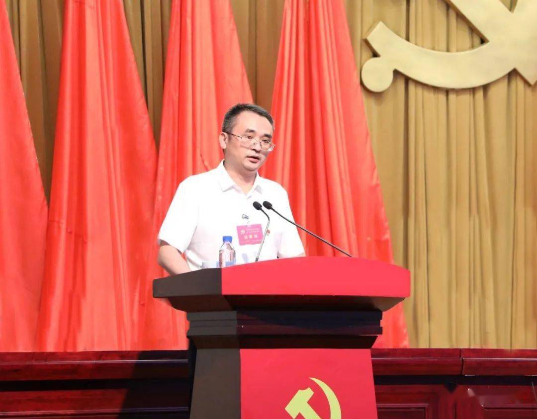 唐玉华(邵阳县委常委,县纪委书记,县监委主任候选人提名人选):始终