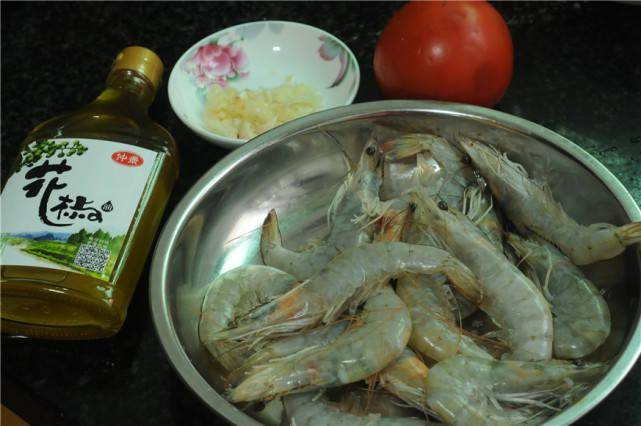 怎么快速的剥掉基围虾的虾壳 5cbd89785c3f49289dbad3a96a3d2ef1.jpeg
