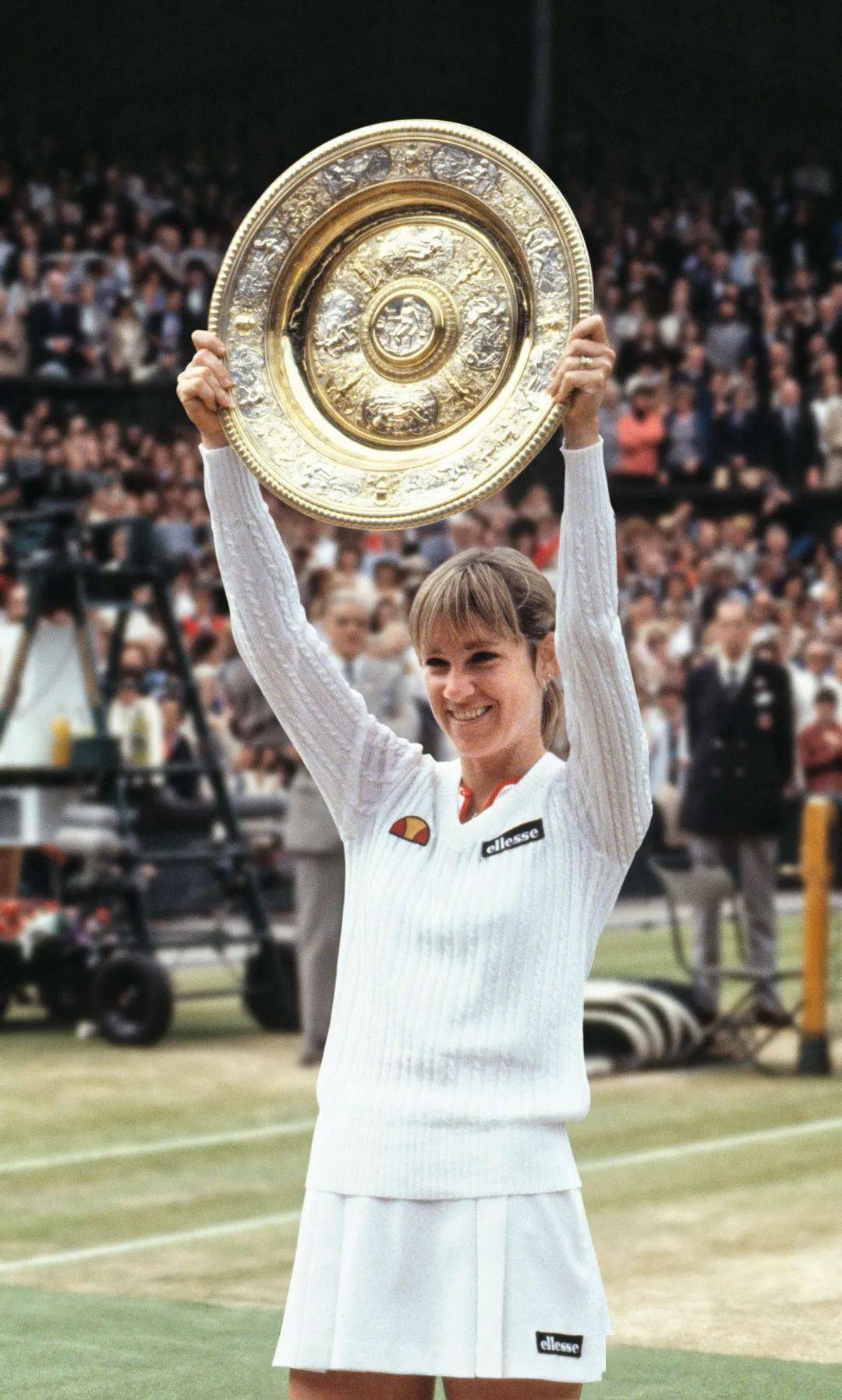 劳力士代言人及三届温网女单冠军克里斯·埃弗特(chris evert)于 1981