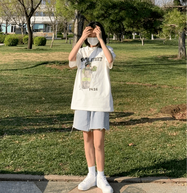 牛仔五分裤搭配