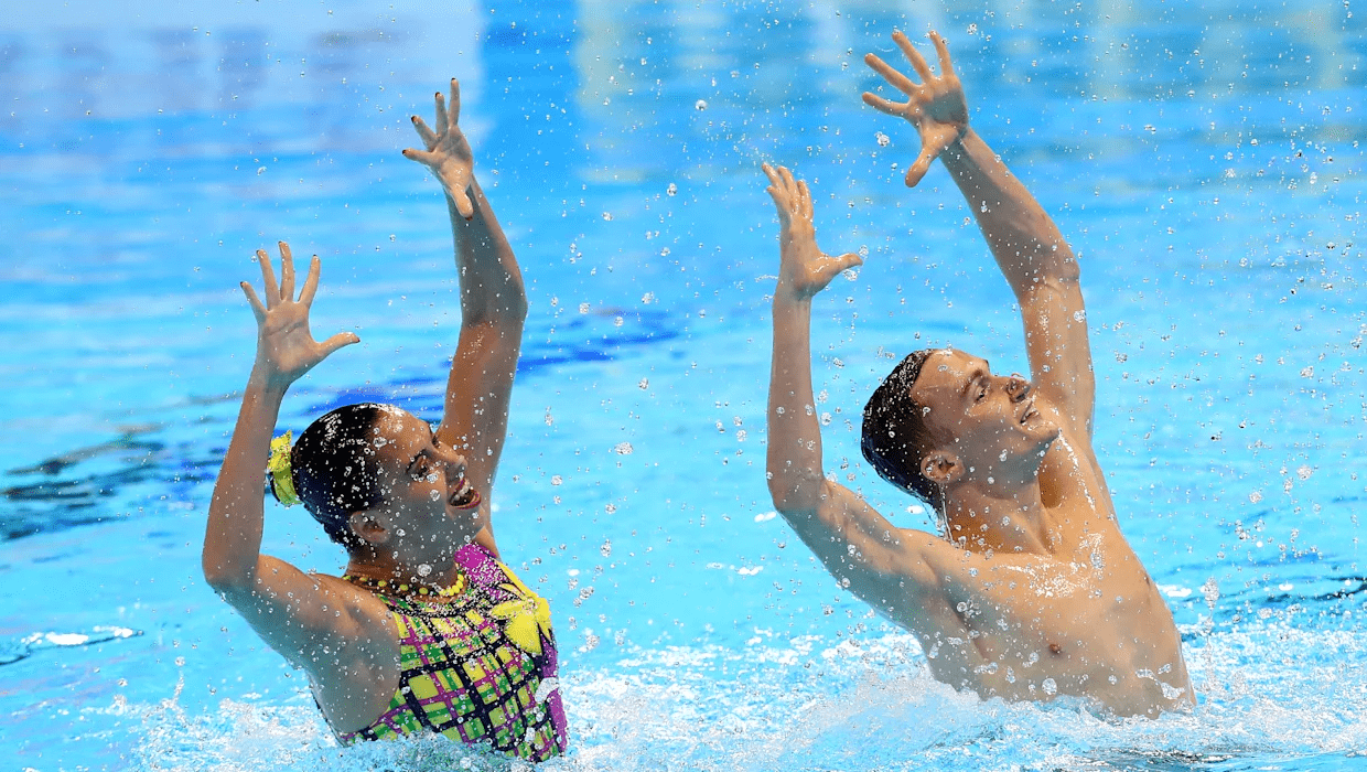 值得一提的是,艺术体操和花样游泳两个项目也困扰了部分男子运动员.