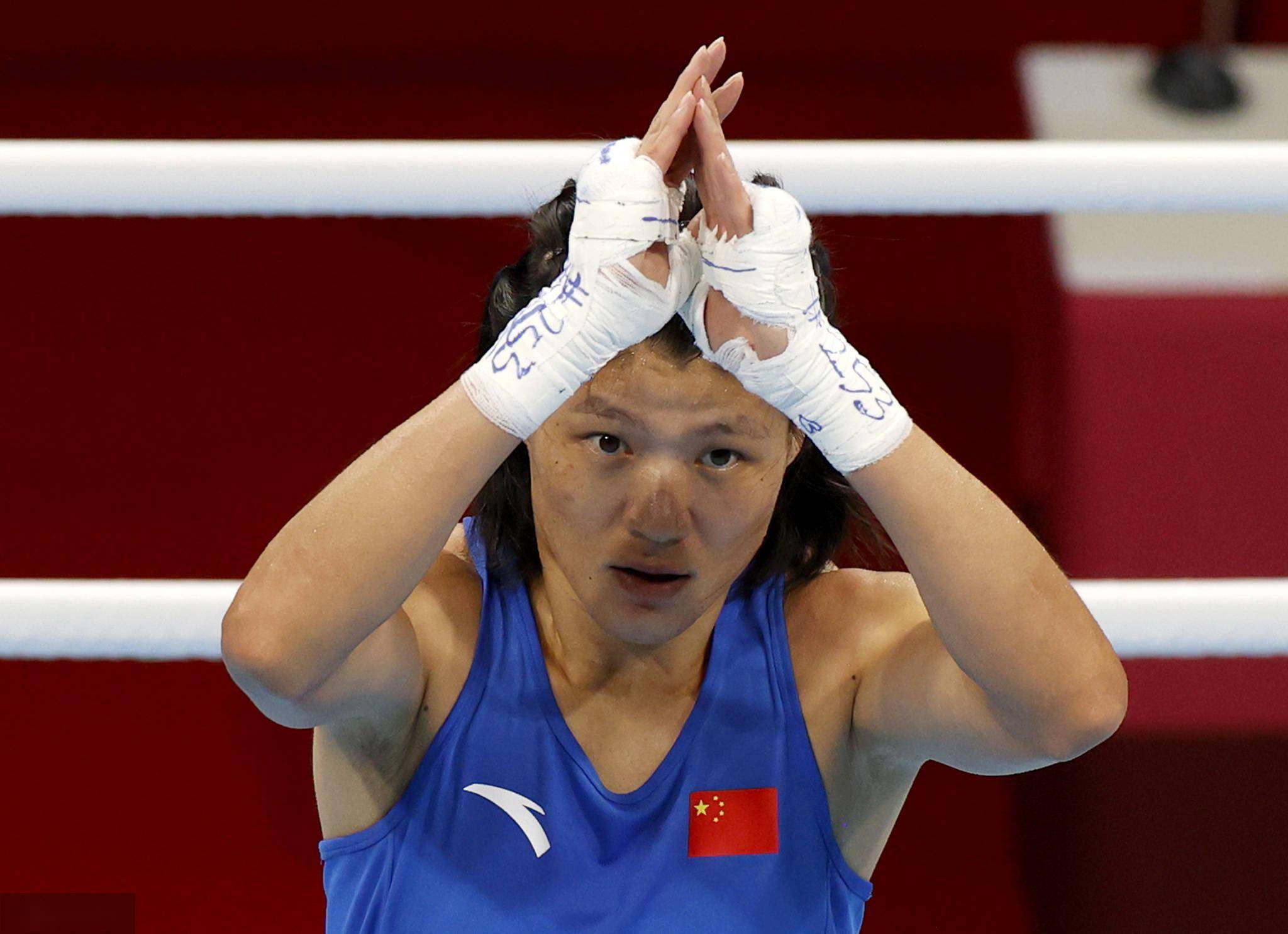 谷红不敌土耳其悍将苏梅内利拳击女子69公斤级收获银牌