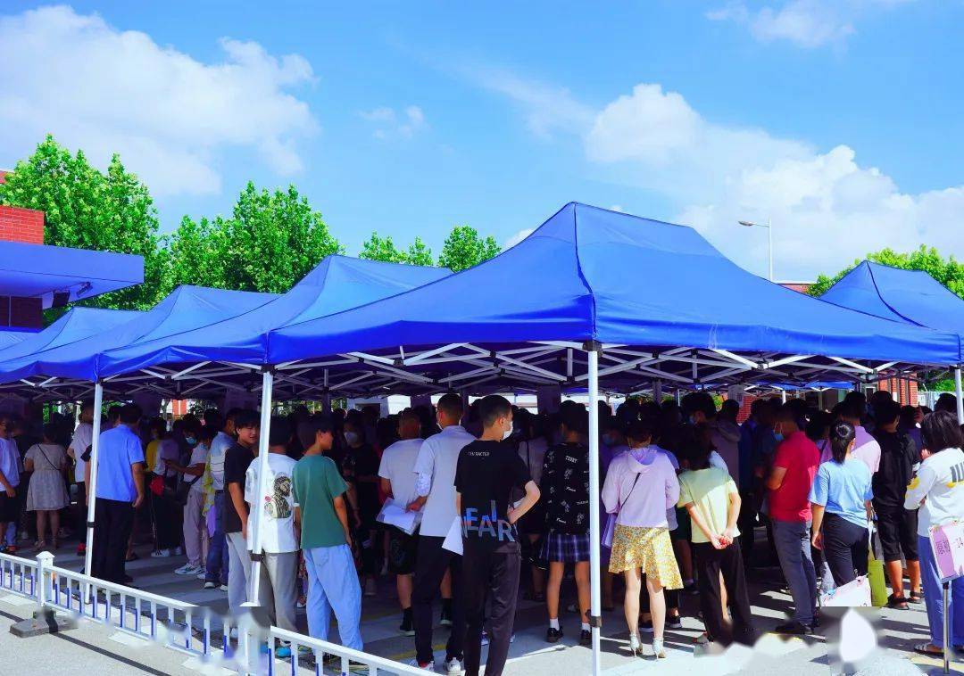 直击硕放中学12—17周岁学生新冠疫苗接种现场!