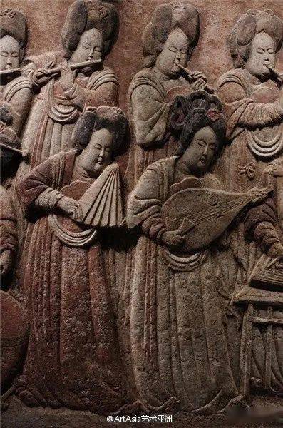 爱好者|「披帛」怎么围才好看？来看百变「披巾」的异域联动