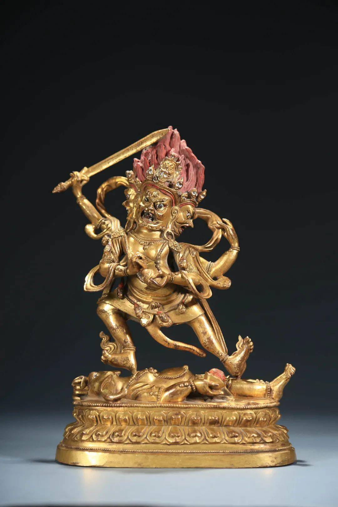 美国南加州拍卖行夏拍部分中国古董精赏