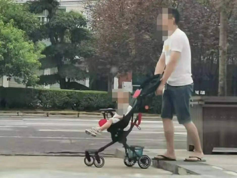 那是我们的小伙伴简谱_父亲简谱那是我小时候(2)