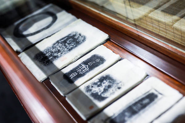 展览|鉴赏｜“纸本里的盂克双鼎”，从黑白之道看全形艺术