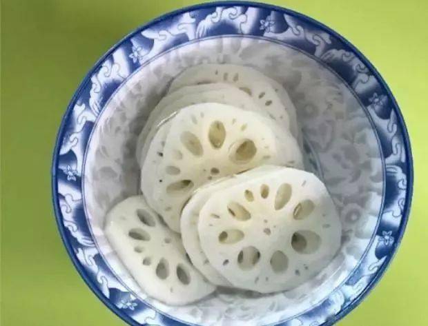 藕片怎么吃 70fd1117286d4a618dd54a3641f8e046.jpeg