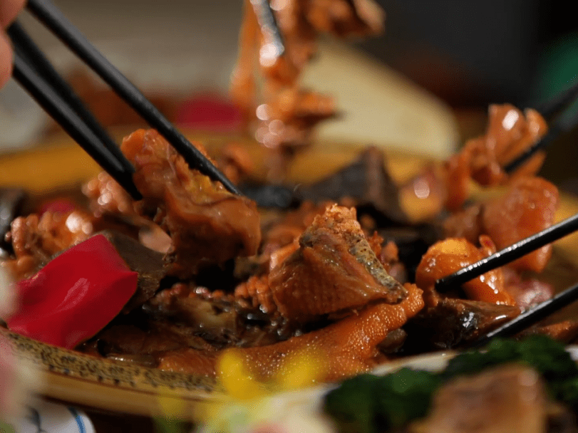 新泰美食上央视8月12日2200美食中国等你锁定