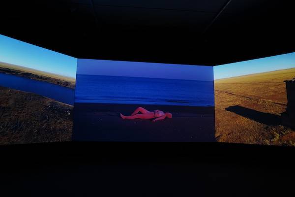 展览|“绵延·变动中的中国艺术”，呈现当代艺术界现实思考