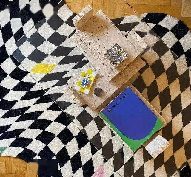 棋盘|衣品挖绝机 | 私服翘楚杨幂的棋盘格，不显胖！