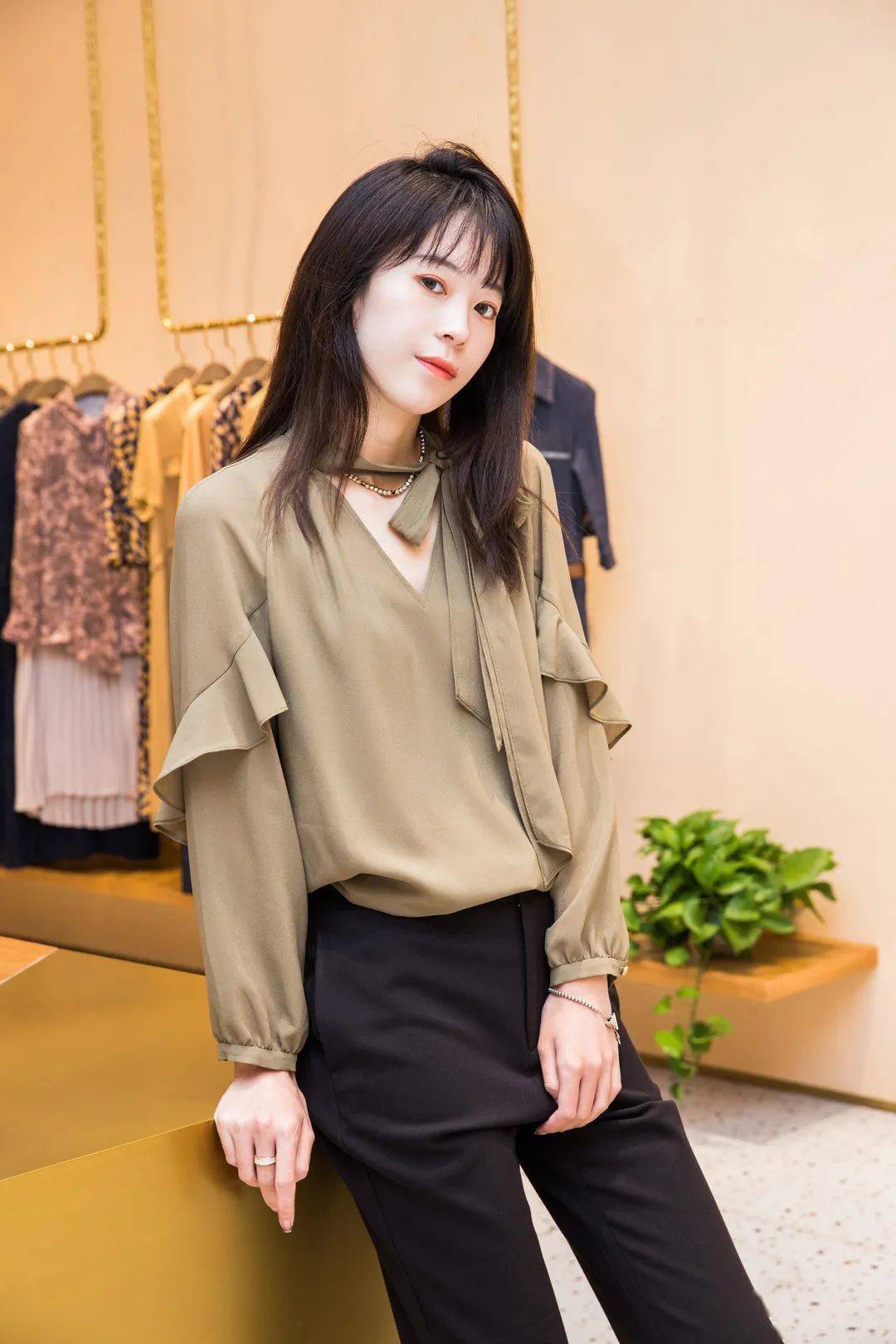 产品|成都人冲冲冲！5折雅诗兰黛，100+购女装！乐天8周年宠粉来啦！