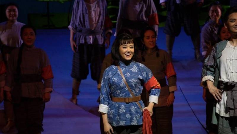 一线|贵阳交响乐团亮相国家大剧院 携手国内一线歌唱家深情唱响“洪湖水”