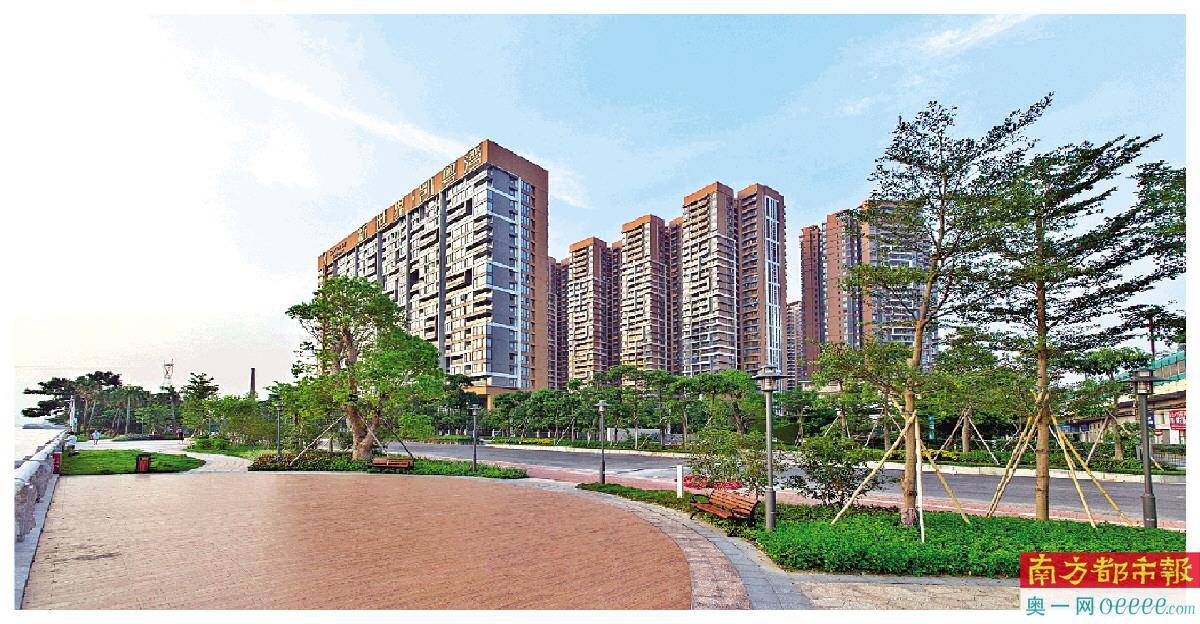 内外产业人居利好加持,核芯区江岸大盘新世界凯粤湾推新热卖