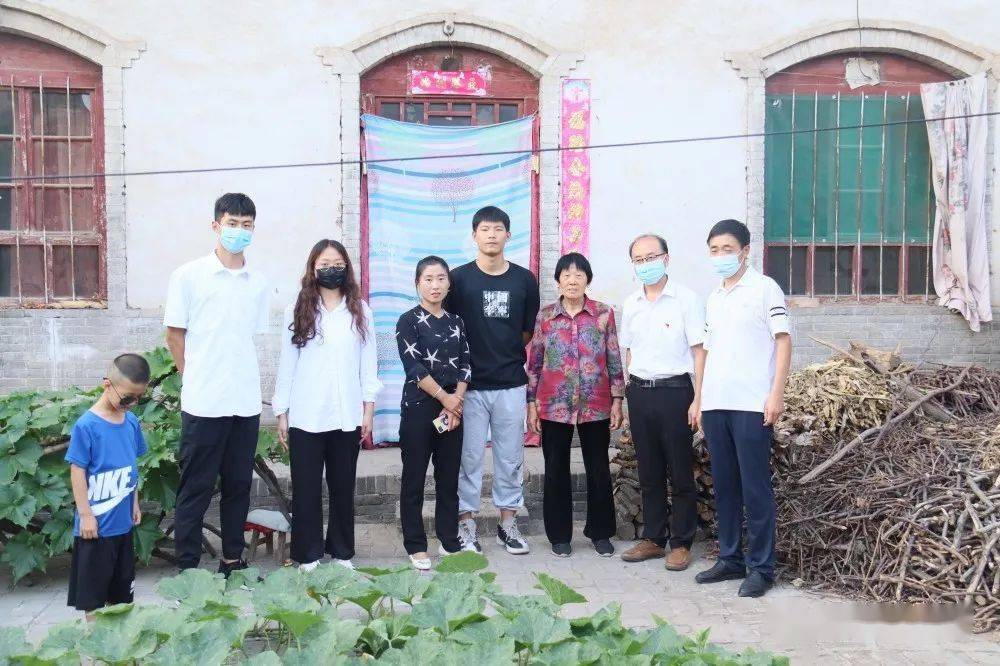 稷山:助学贷款"上门"服务 寒门学子圆梦大学!