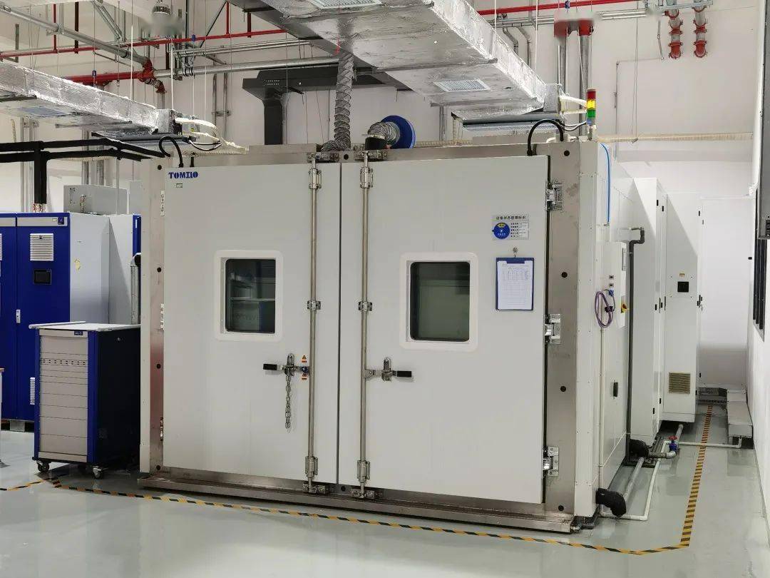 拓米洛--具有水淹没功能的步入式试验箱三,拓米洛的动力电池测试方案