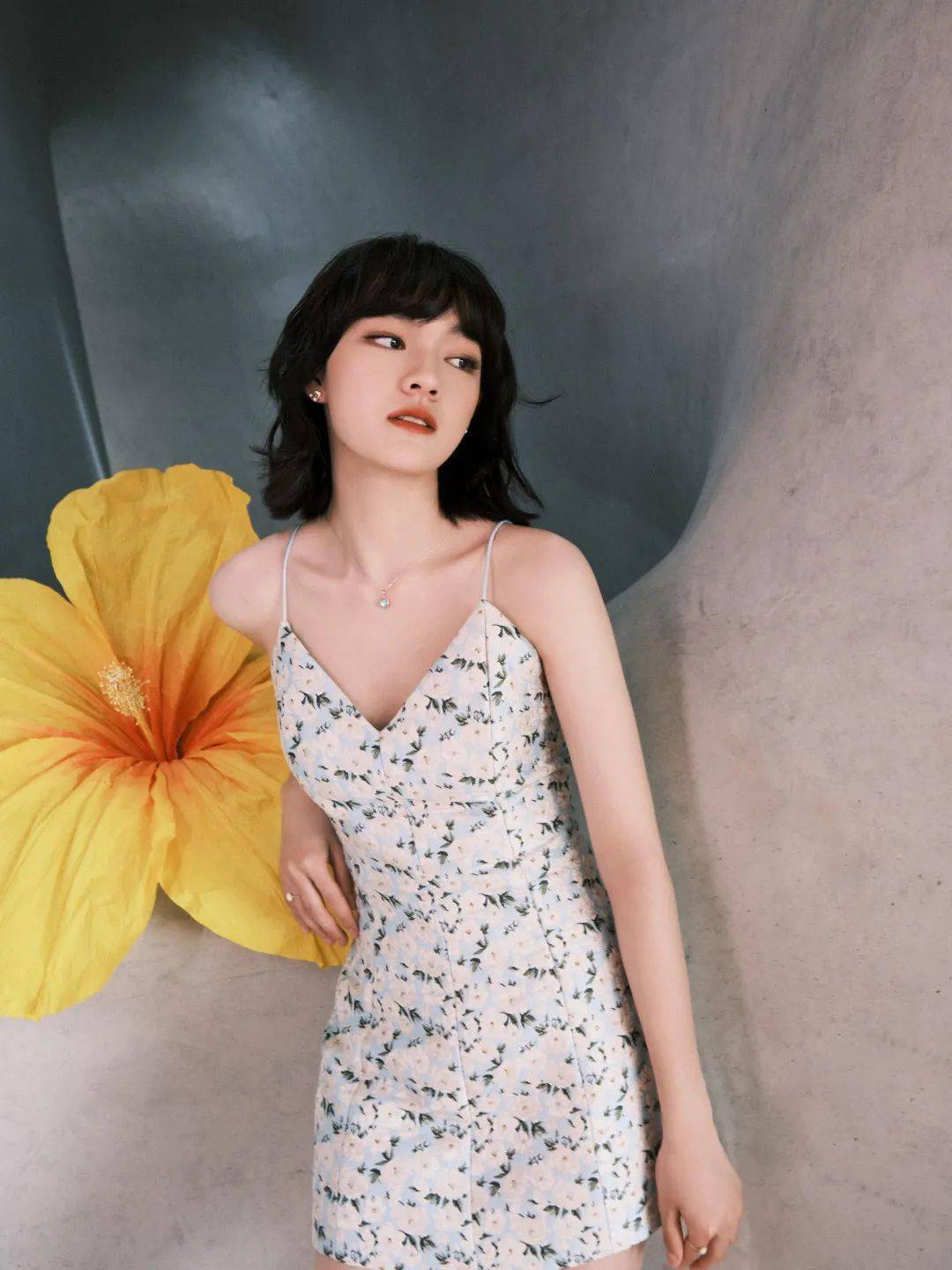 夏天|裙子里面别穿“安全裤”了！2021最流行这样穿！