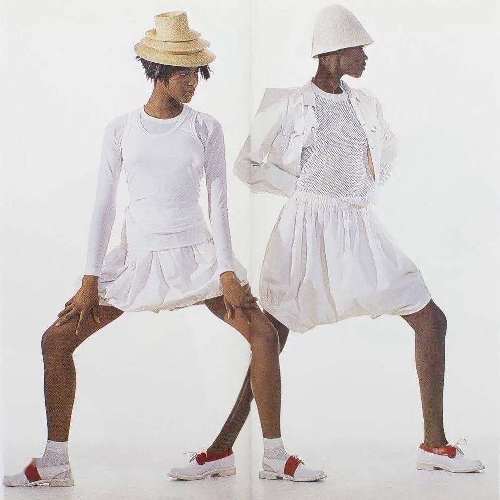 过服装设计|川久保玲：人“狠”话不多！时尚界的破坏者设计的衬衫有何不同？