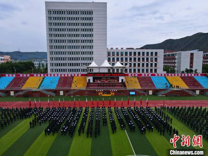 高原|直击高原武警运动会 感受不一样的“刺激战场”