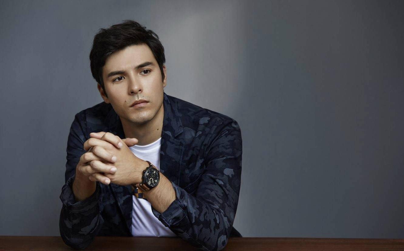 时代|痛心！台湾著名男星凤小岳妻子怀二胎9个月流产，胎儿肾脏不成形