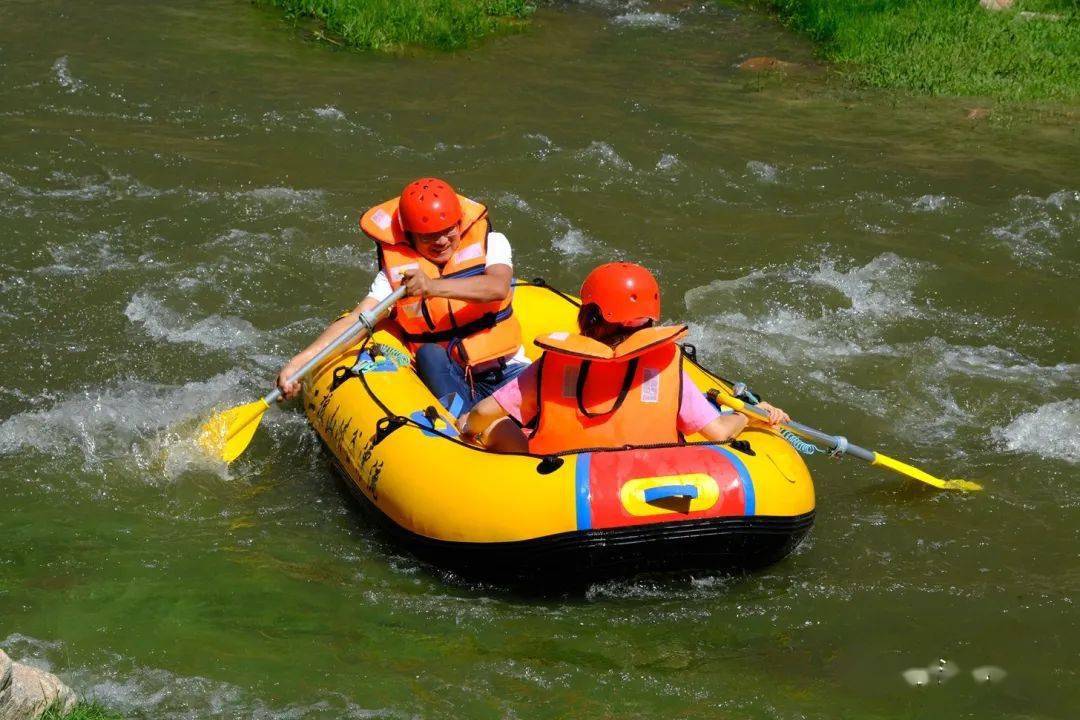 落差高达160米巴彦淖尔人家门口有个西北第一漂