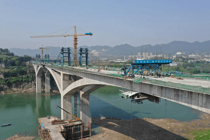 礼嘉嘉陵江大桥(央广网发 重庆华侨城供图)